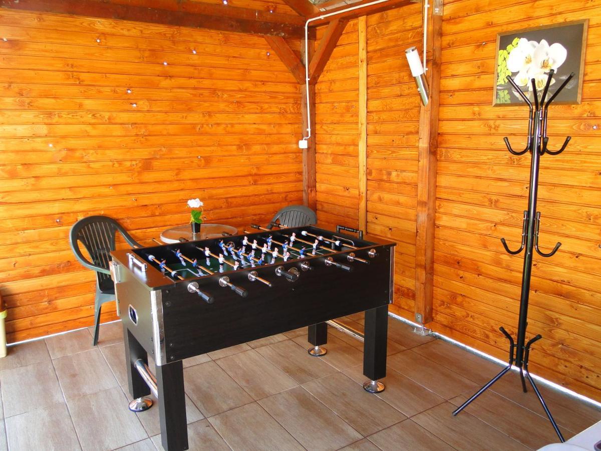 Vadrozsa Vendeghaz-Apartman Demjén Exterior foto